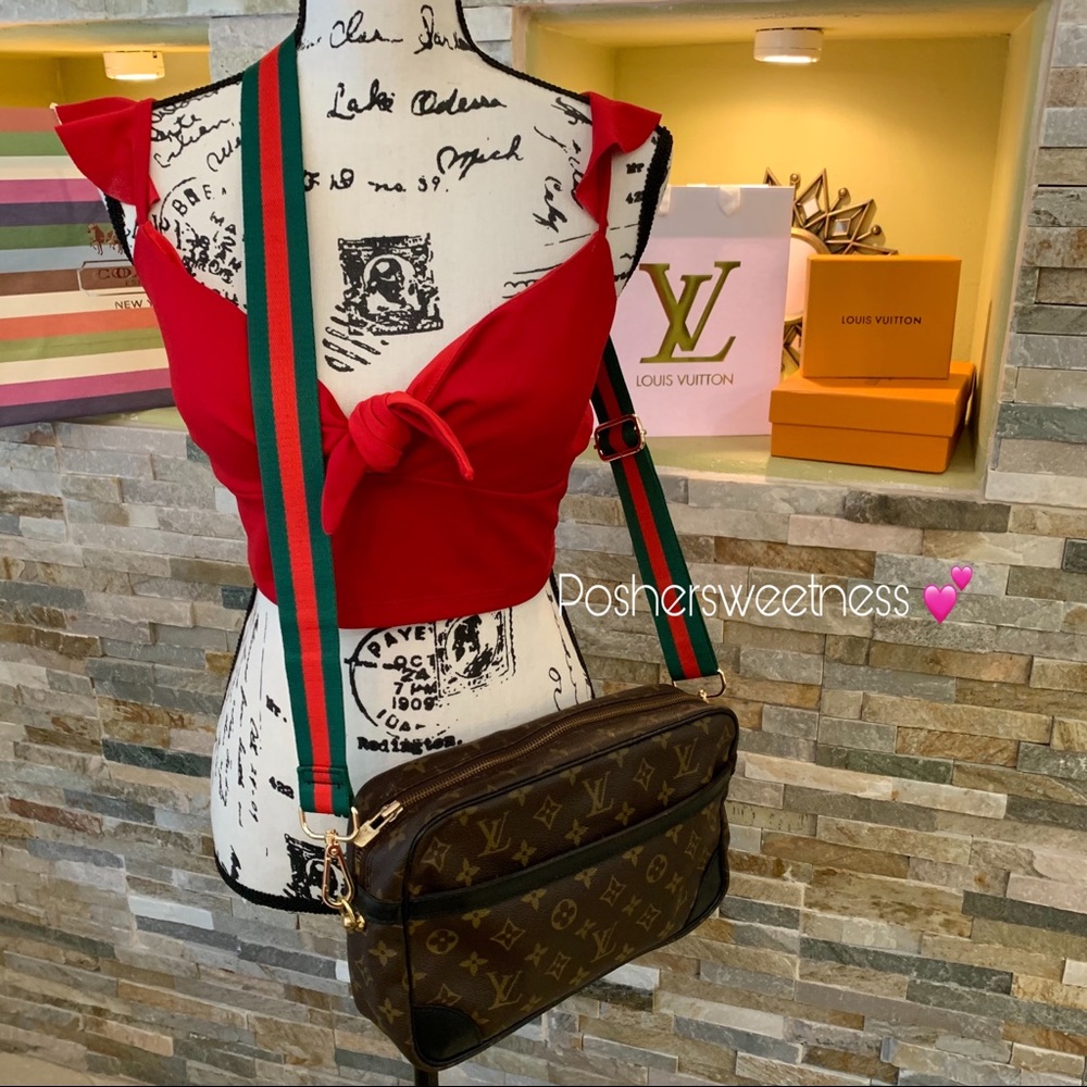 SOLD Louis Vuitton Crossbody Bag ❤️